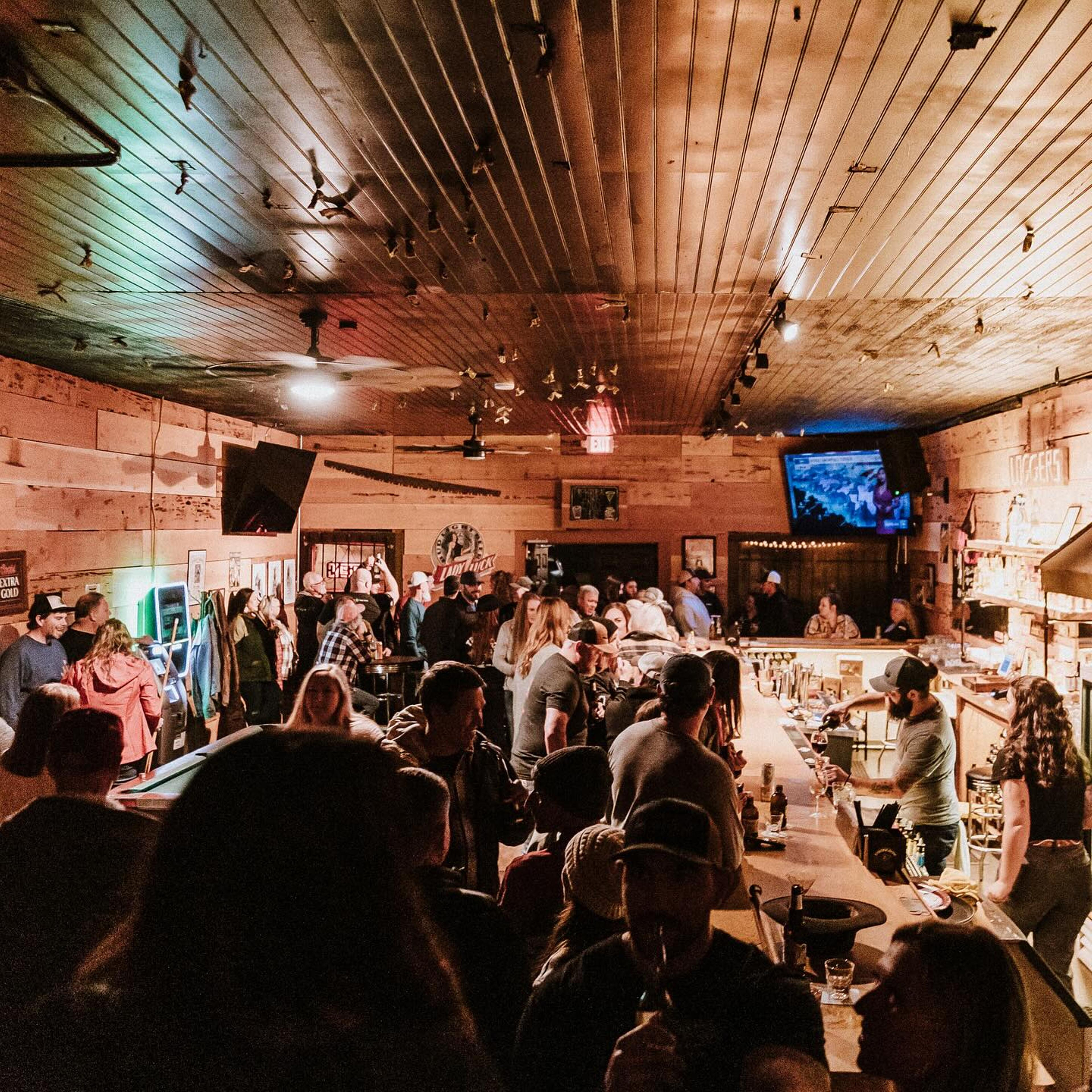 Loggers bar packed with customers.